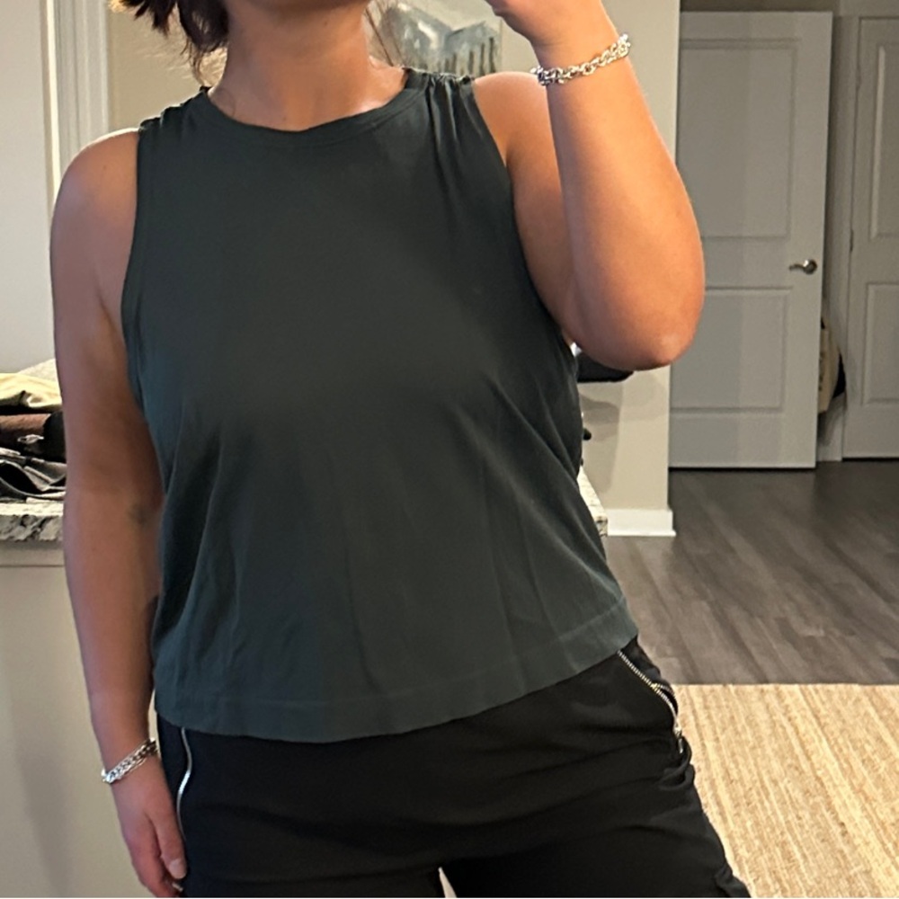 Old Navy Dark Green Sleeveless Tank